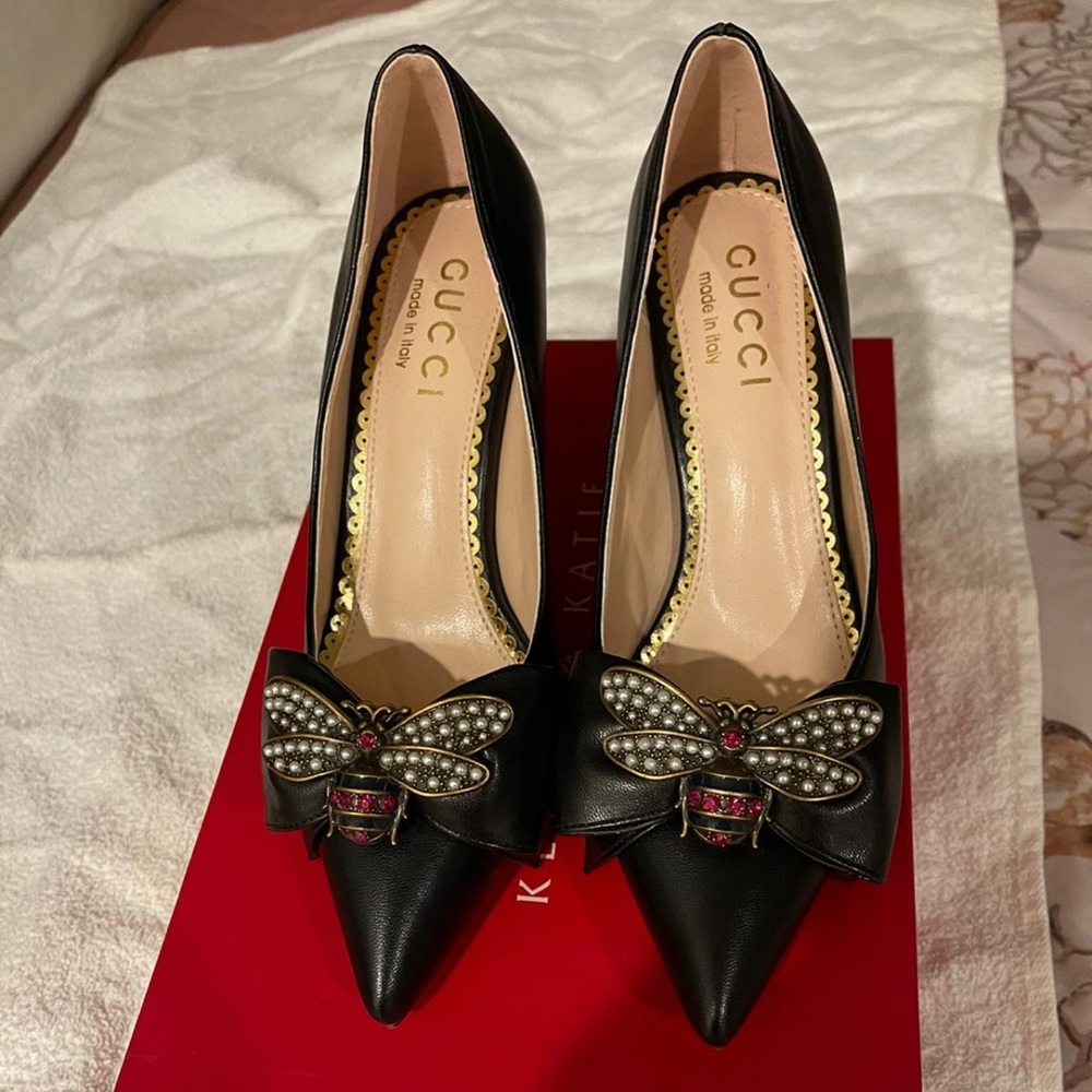 Butterfly Gucci shoes. Never used
